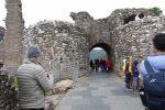 PICTURES/Urquhart Castle/t_Castel Entrance2.JPG